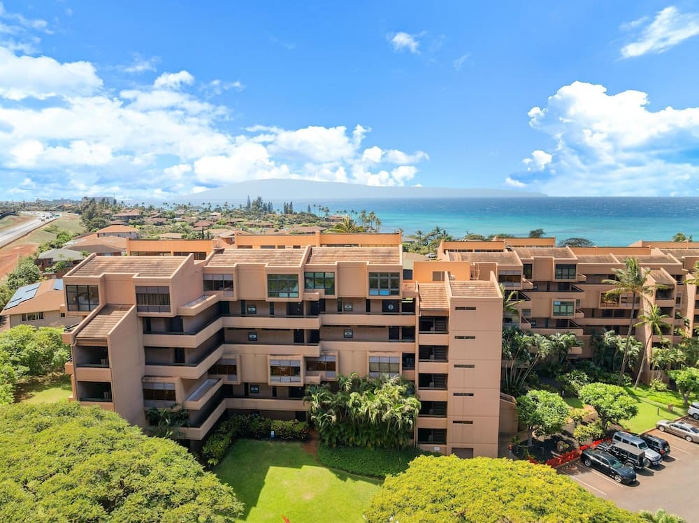 Kahana Villa #E609 - Image 1