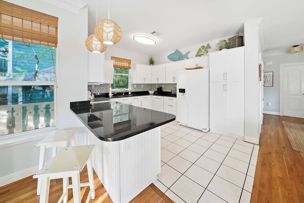 Texas Tides - Image 6