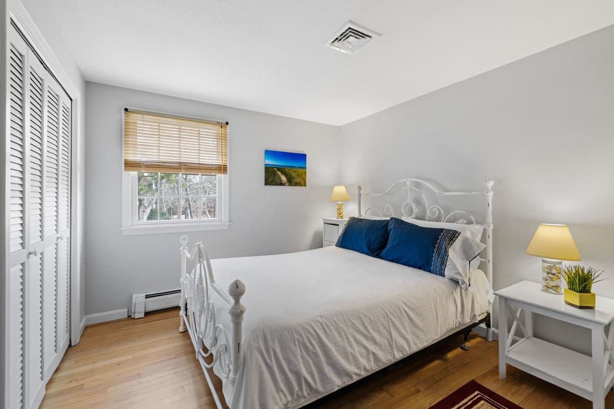 Point Pleasant - Image 12