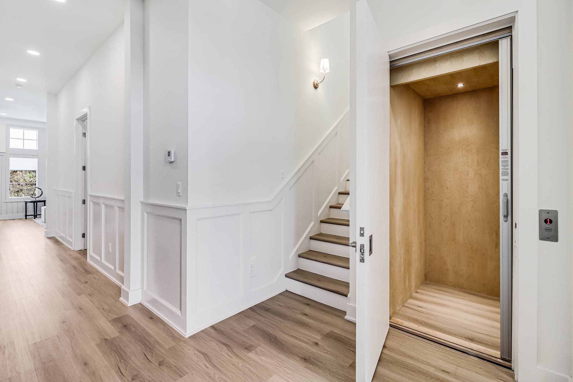 Beachfront Vibe - Image 32