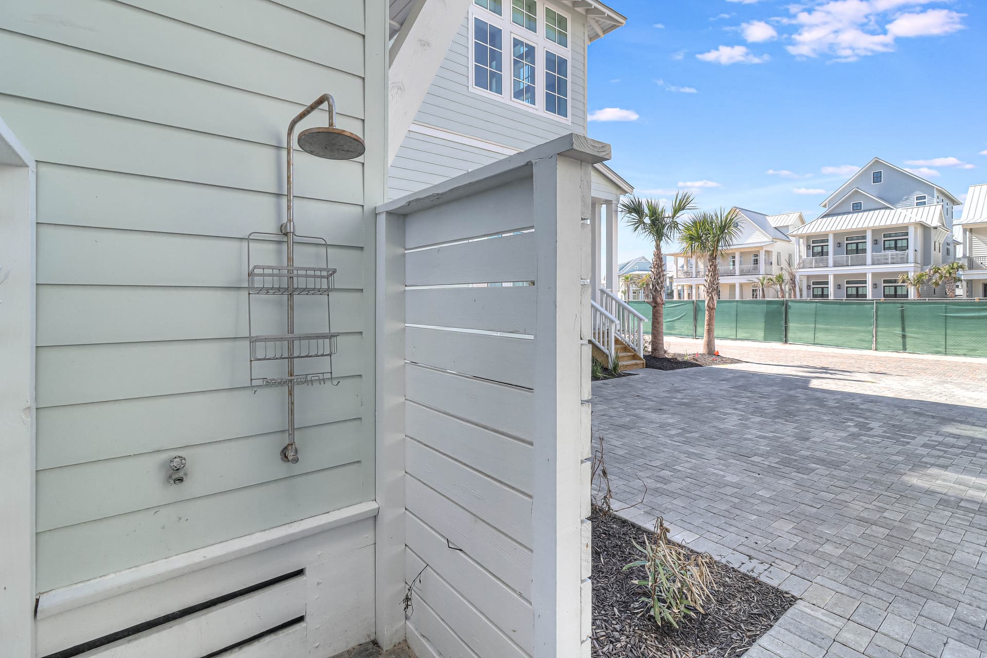 Beachfront Vibe - Image 47