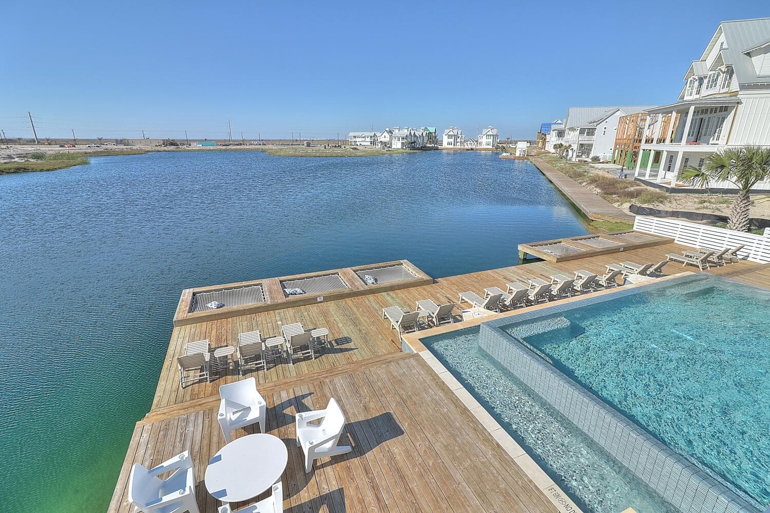 Beachfront Vibe - Image 62