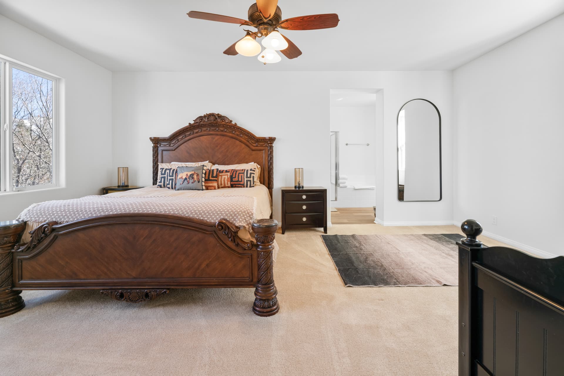 Bear House - Image 9