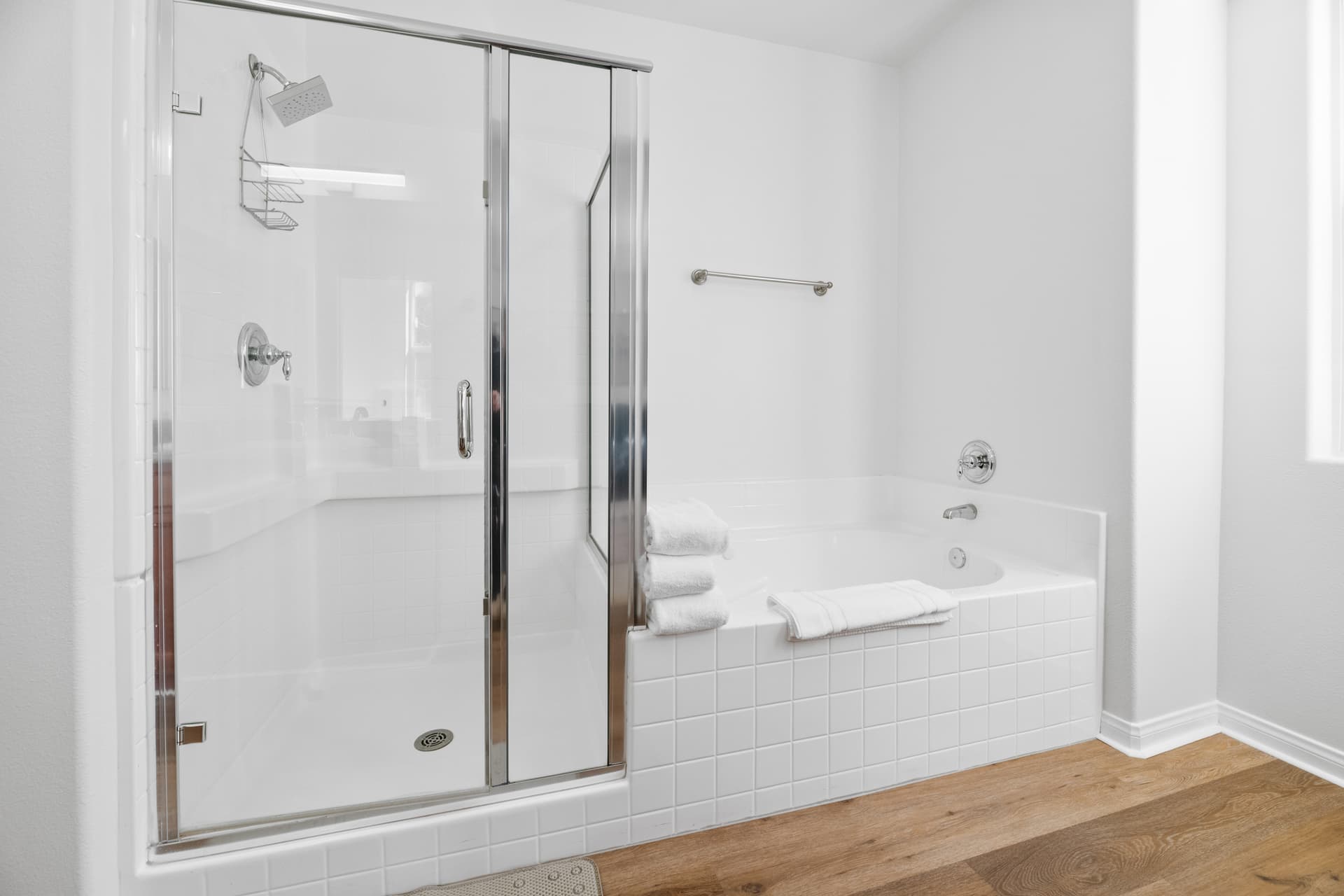 Bear House - Image 23