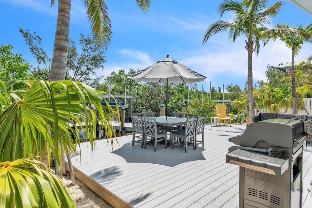 Bea's Knees - Image 24