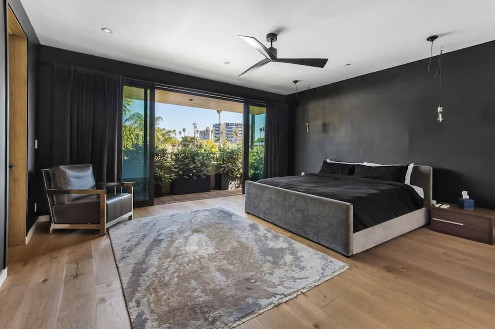 Bella Villa - Image 4