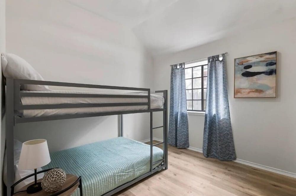 Bonnie at Cedar Park - Image 9