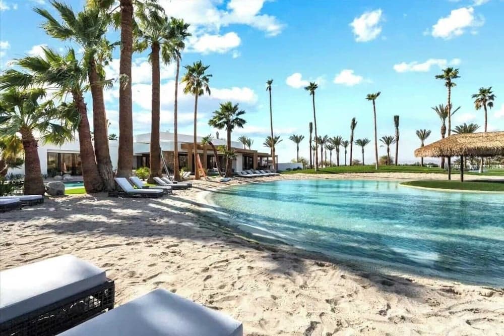 Bravo Beach Compound - Image 3