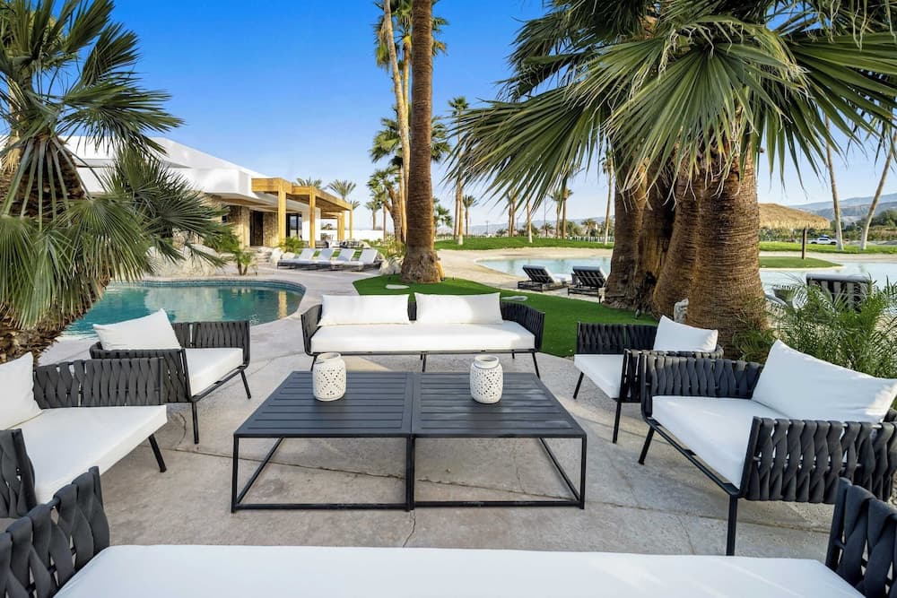 Bravo Beach Compound - Image 9