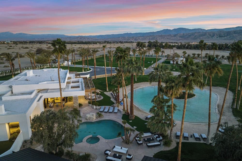 Bravo Beach Compound - Image 10