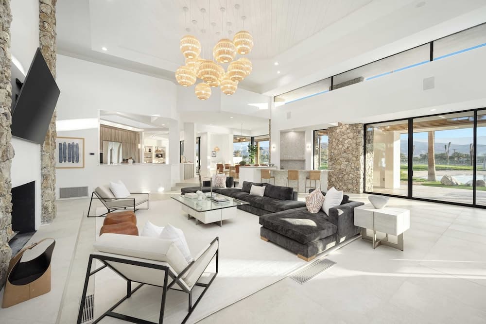 Bravo Beach Compound - Image 17