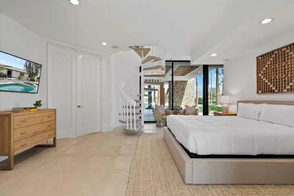 Bravo Beach Compound - Image 51