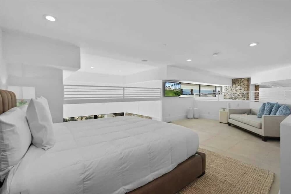 Bravo Beach Compound - Image 54