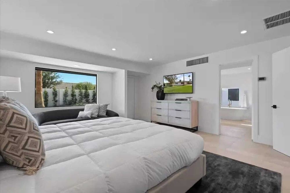 Bravo Beach Compound - Image 68