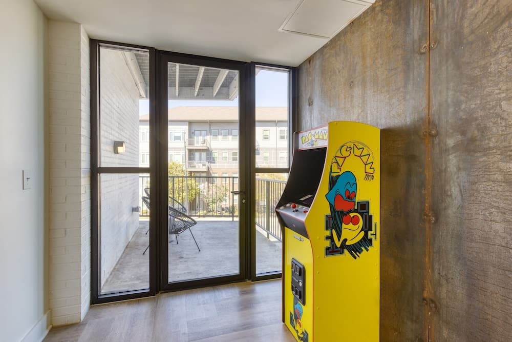 Carter #301 - Image 25