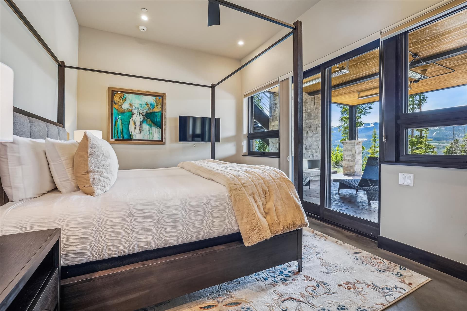 Crowne Summit - Image 24