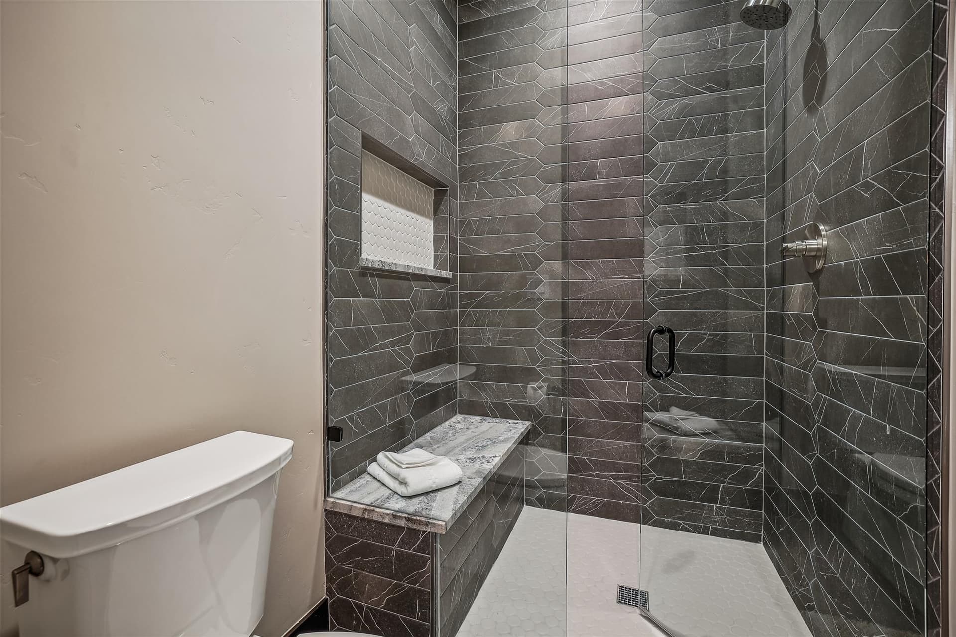 Crowne Summit - Image 26