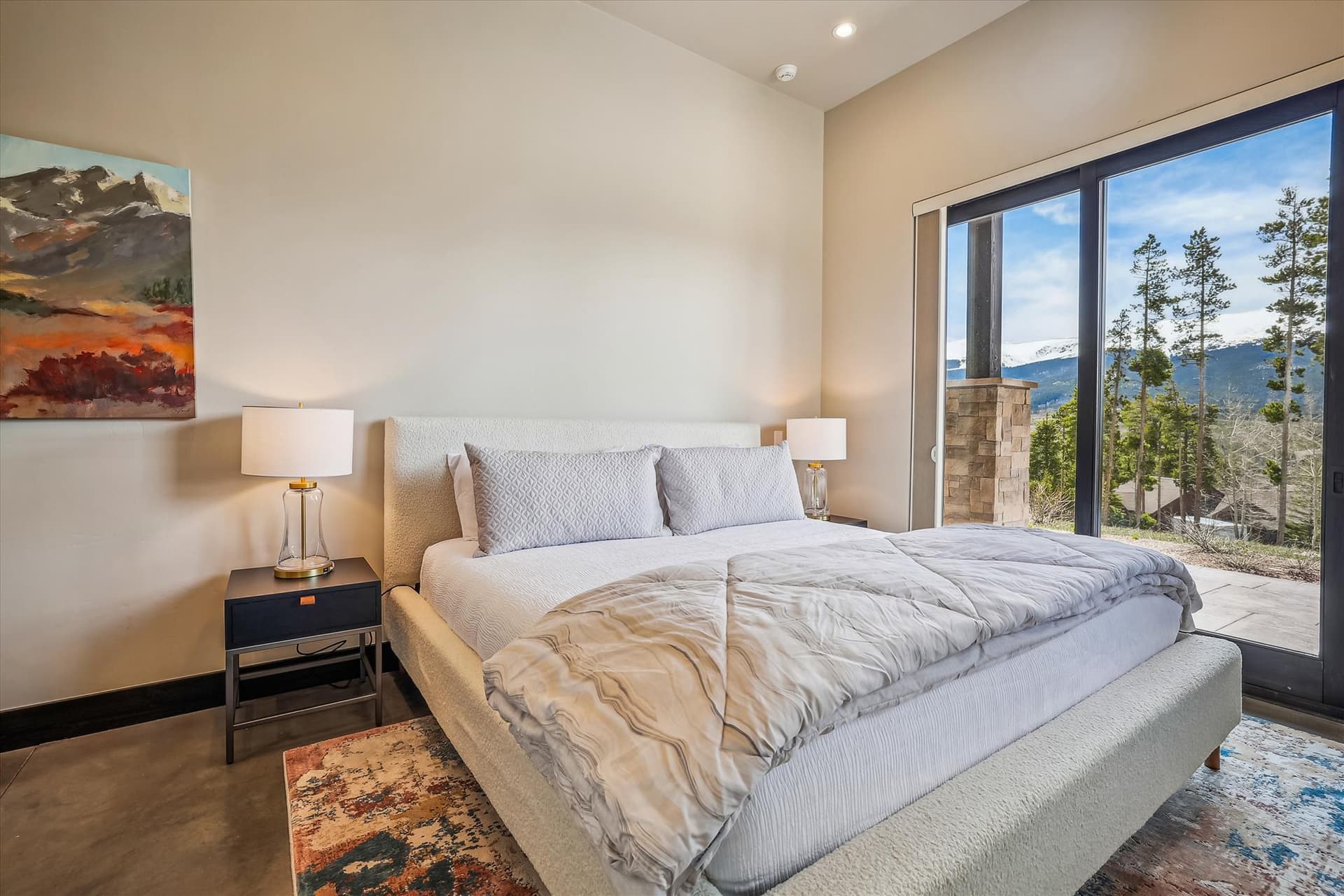 Crowne Summit - Image 35