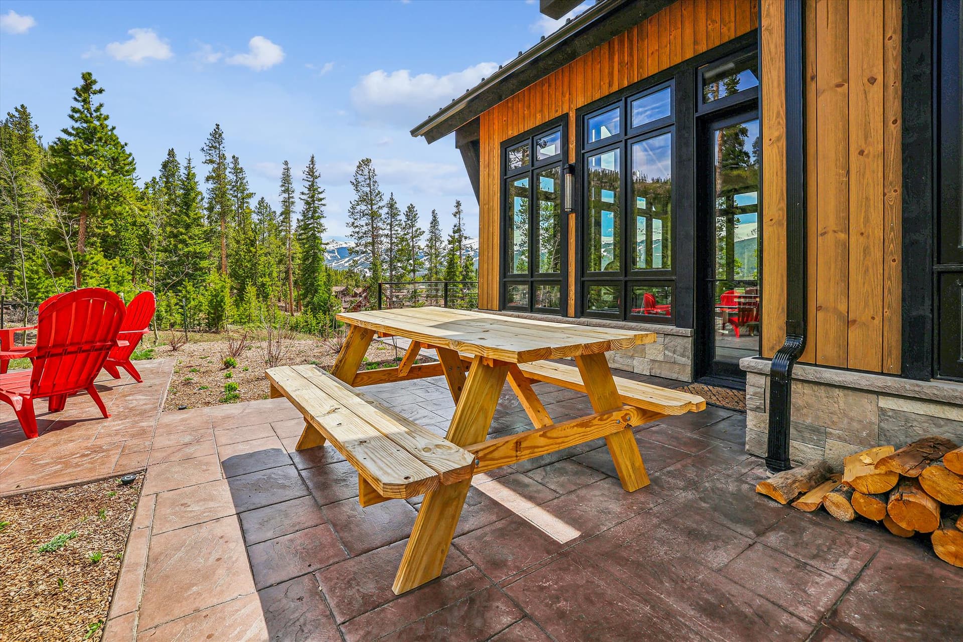 Crowne Summit - Image 60