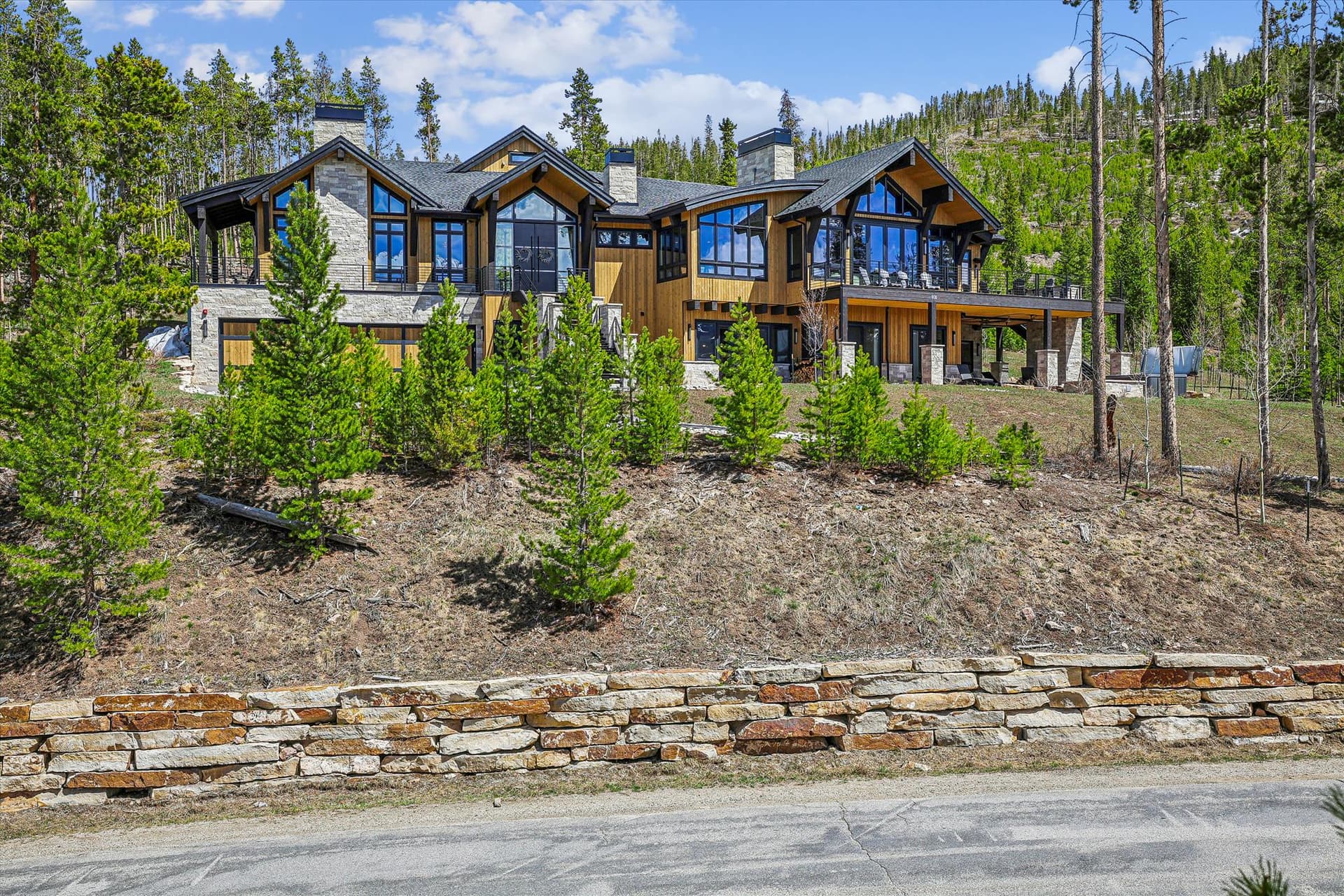 Crowne Summit - Image 81