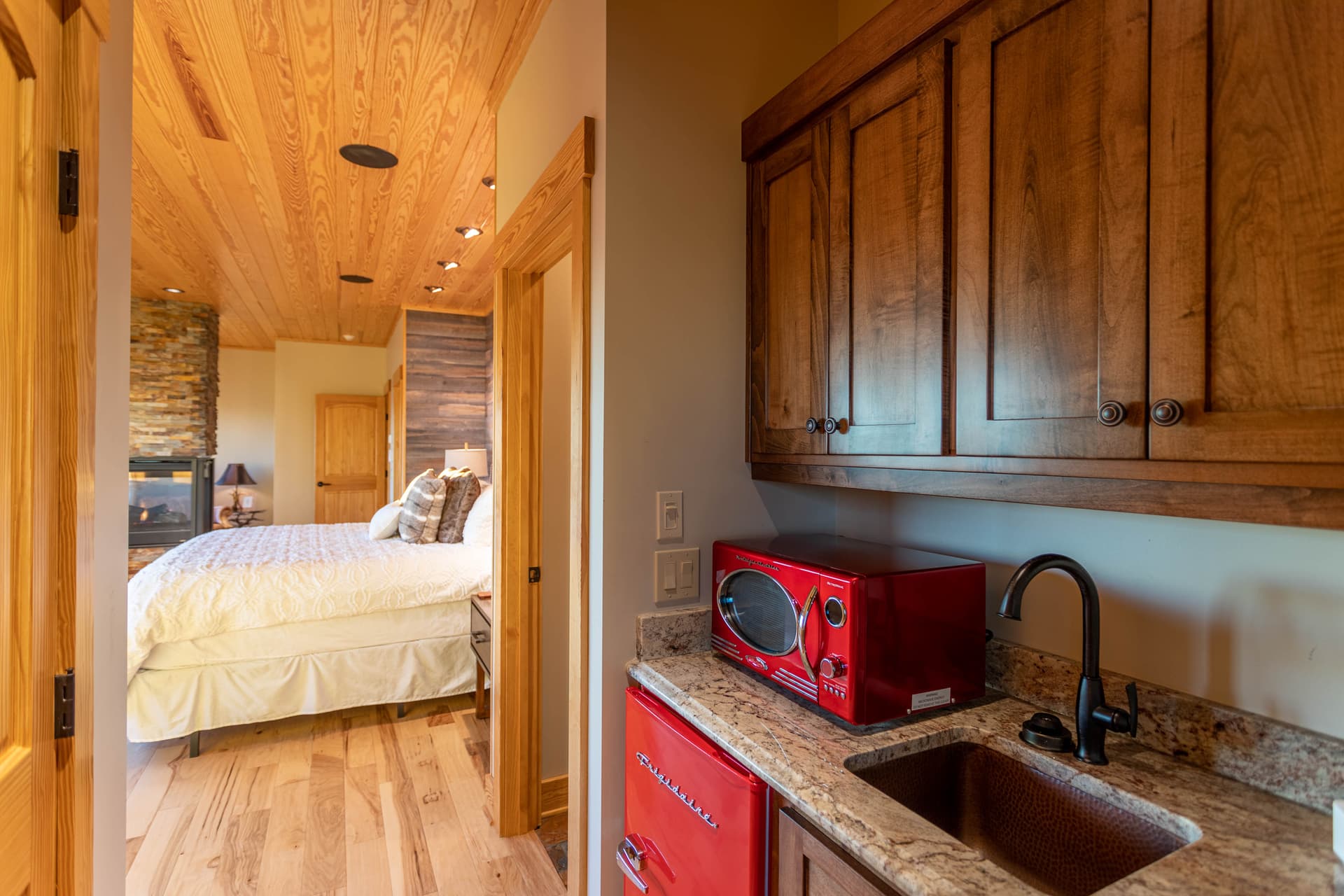 Flying Eagle House - Image 16