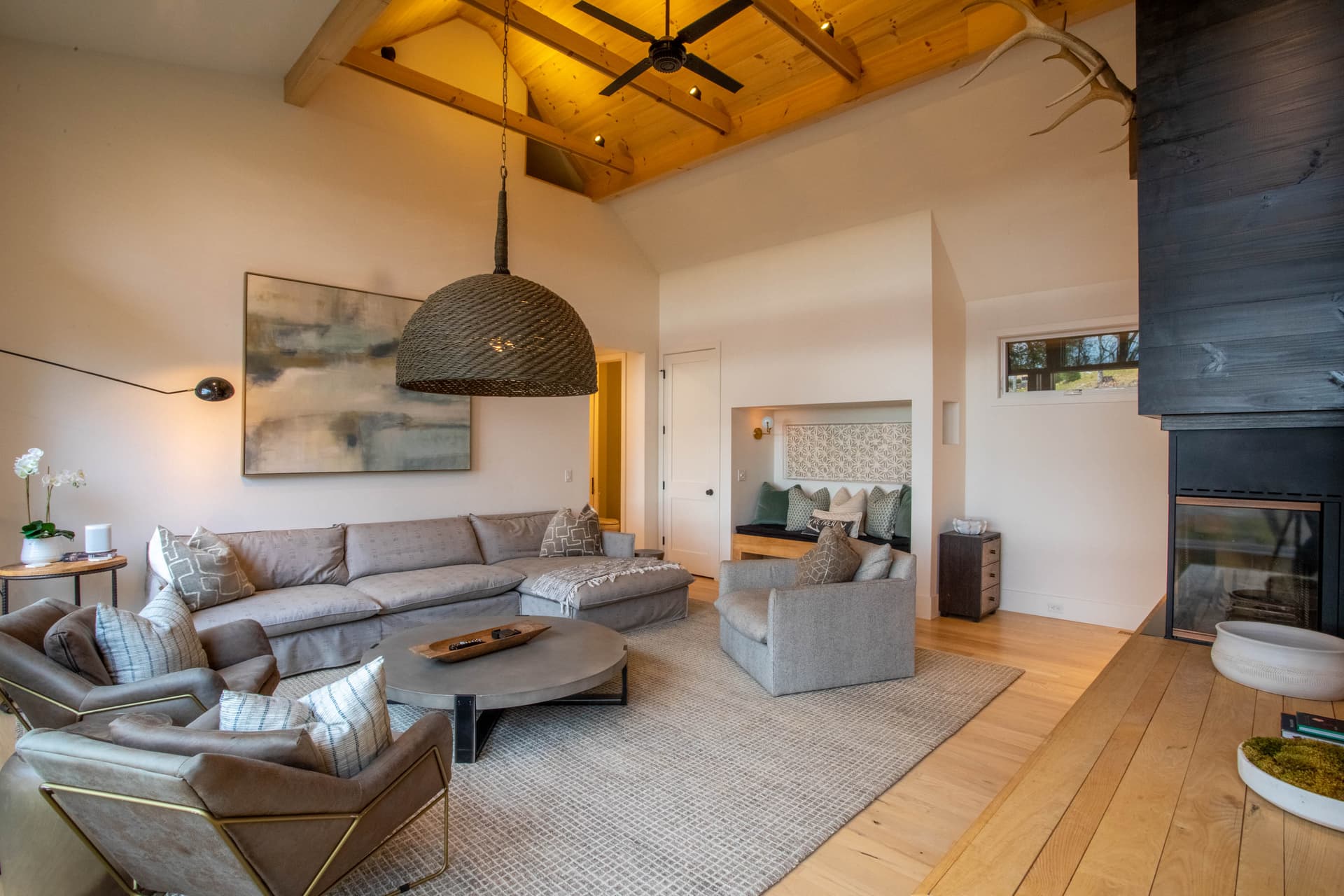 Four Eagles Villa - Image 4