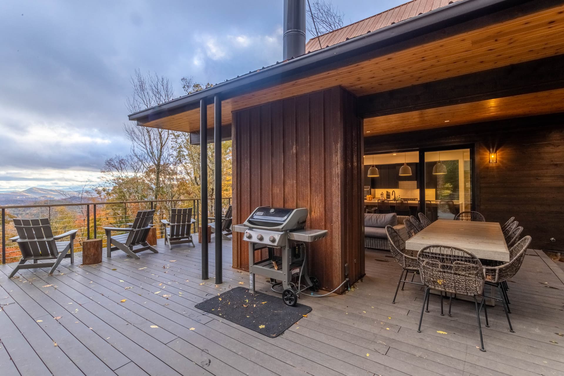 Four Eagles Villa - Image 2