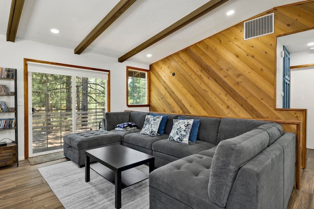 Fox Den #2568 - Image 3