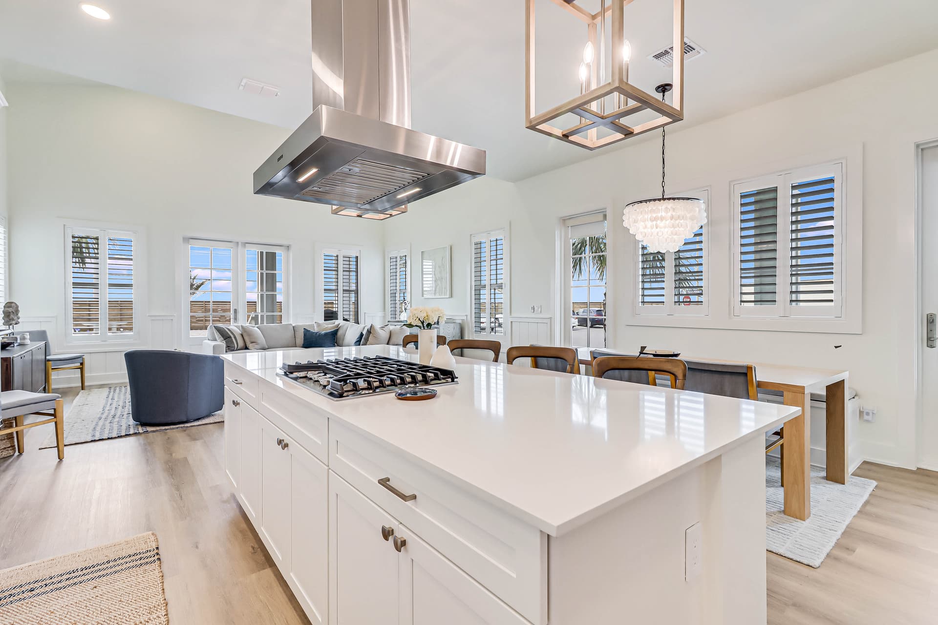 Gathering Place - Image 19