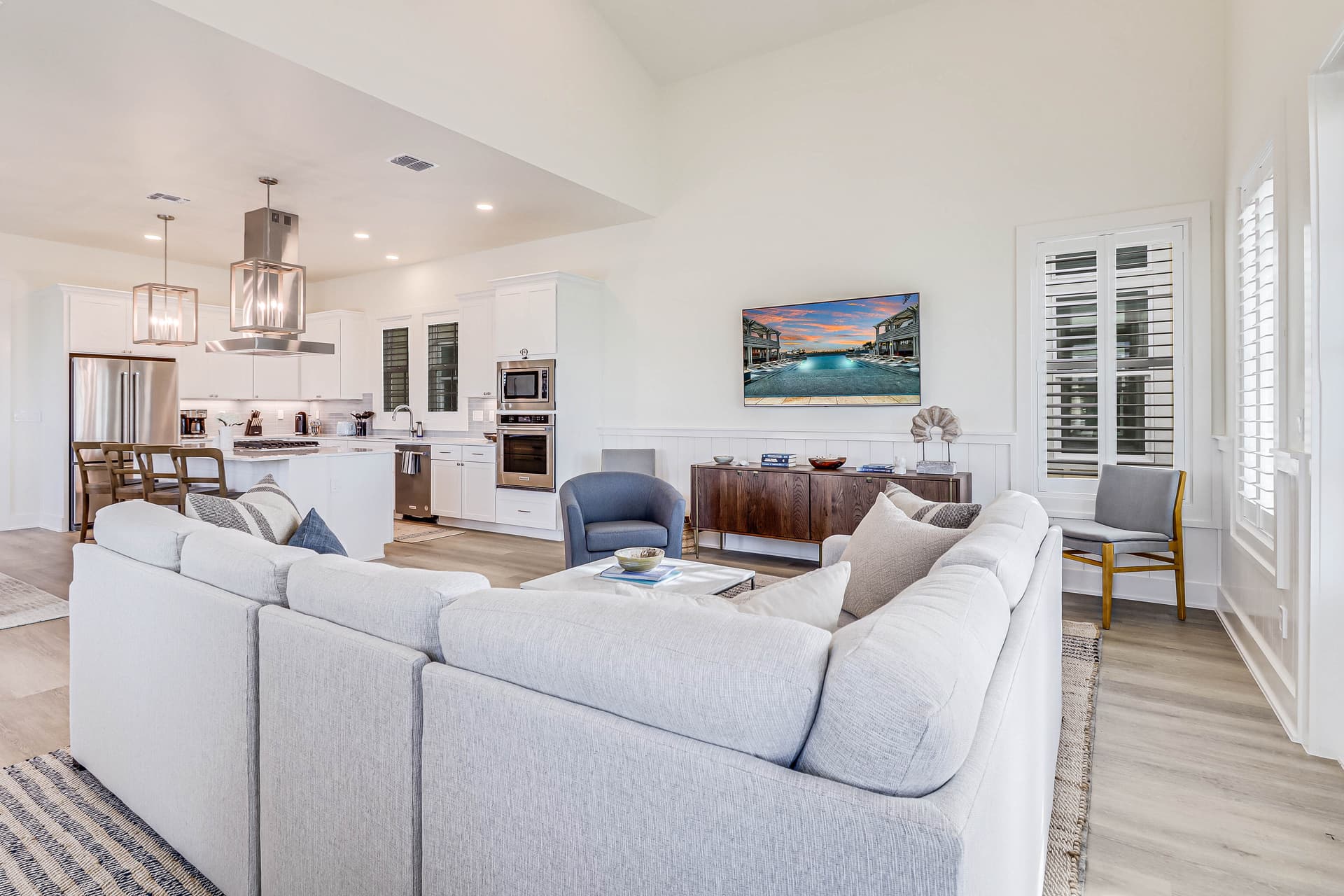 Gathering Place - Image 10