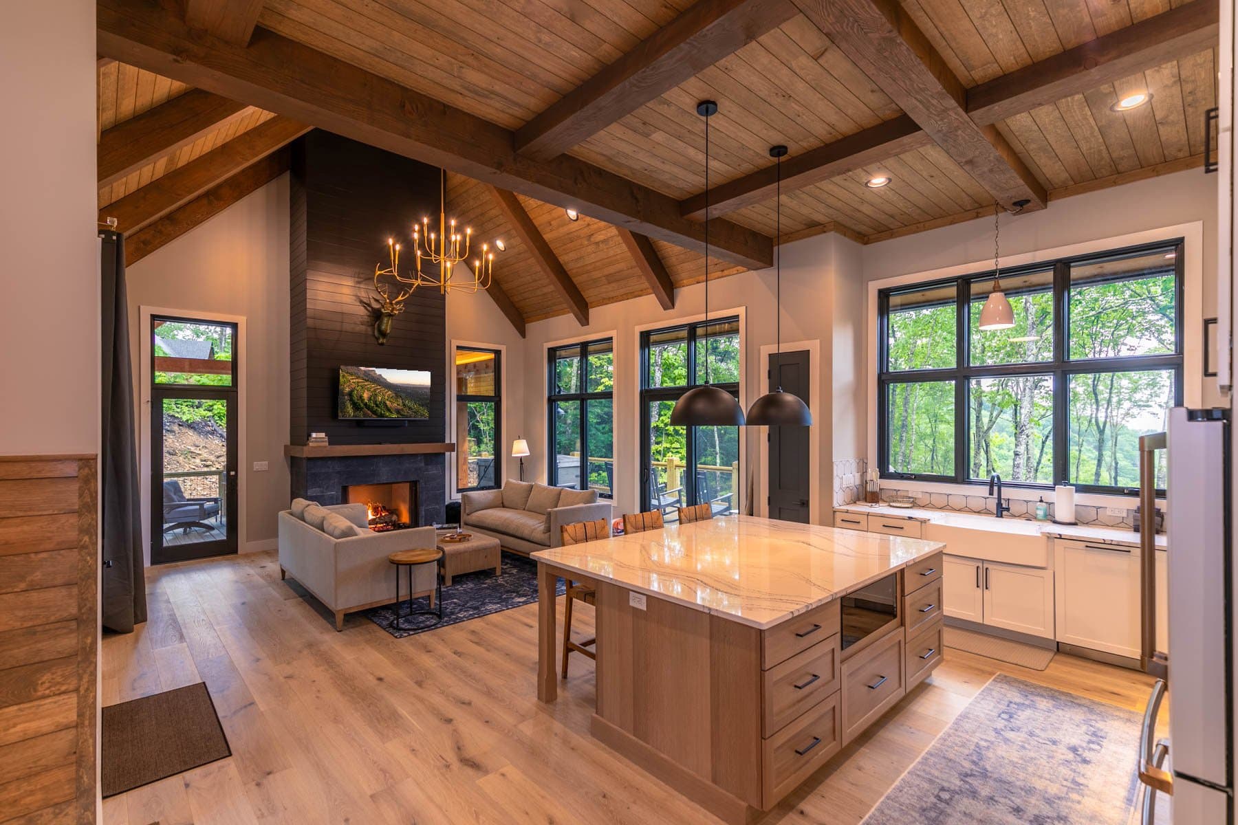 HeartStone Lodge at Eagles Nest - Image 5