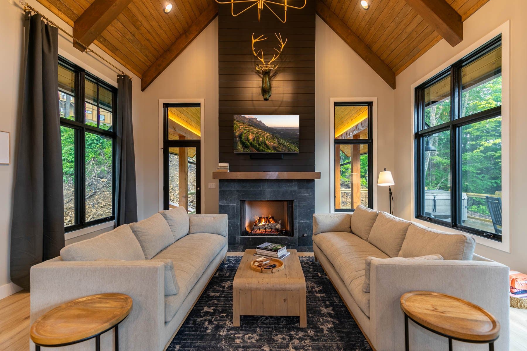 HeartStone Lodge at Eagles Nest - Image 4