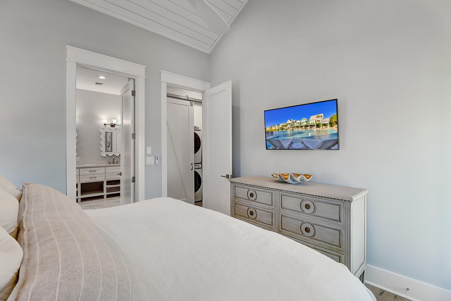 Lighthouse - Image 21