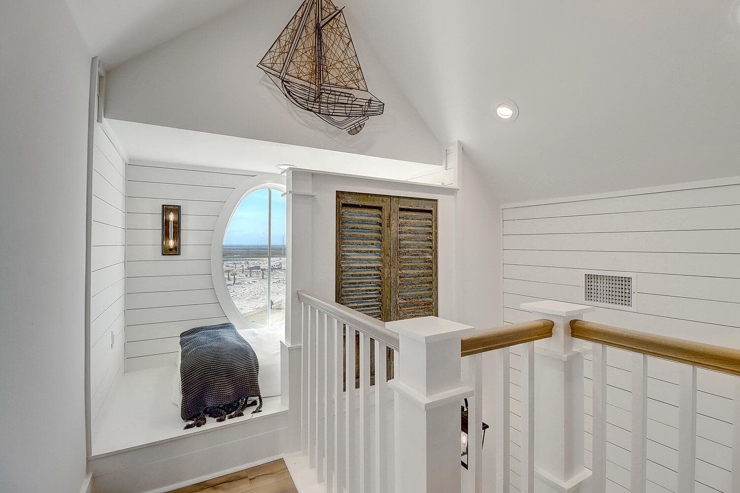 Lighthouse - Image 41