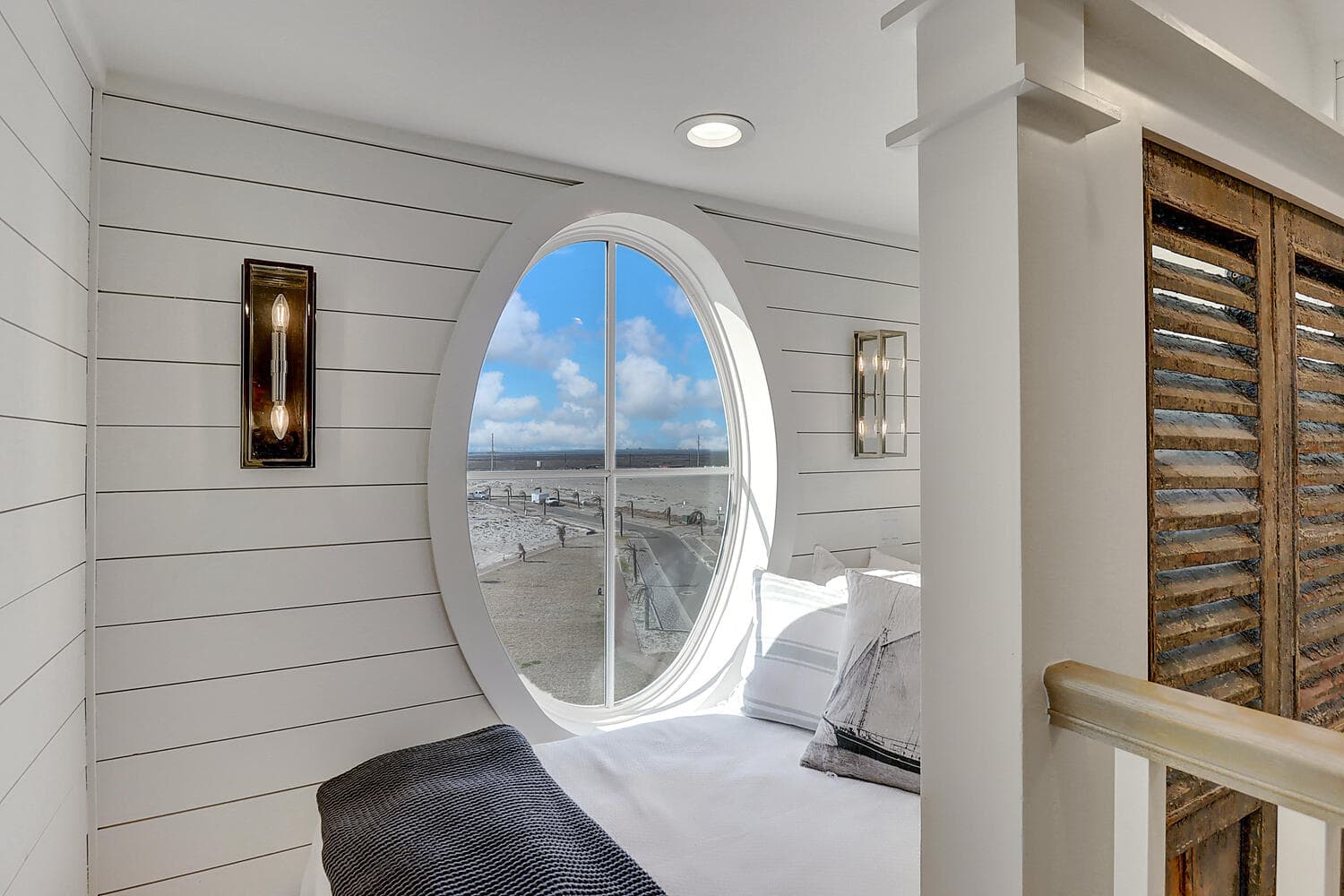 Lighthouse - Image 46