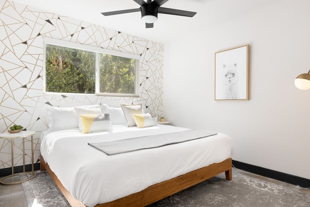 Llama House - Image 12