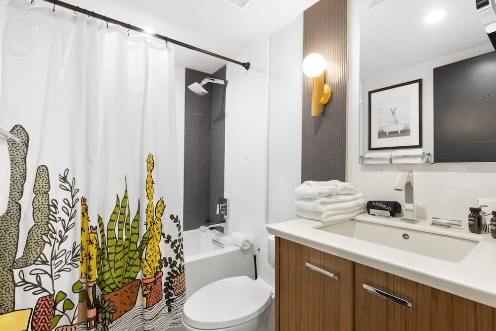 Llama House - Image 14