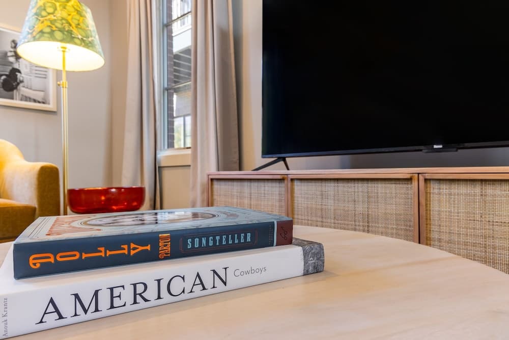 Magnolia #1 - Image 10