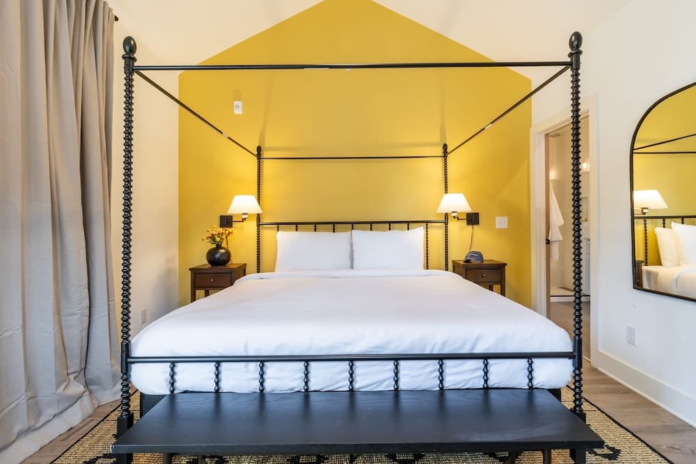 Magnolia #12 - Image 13