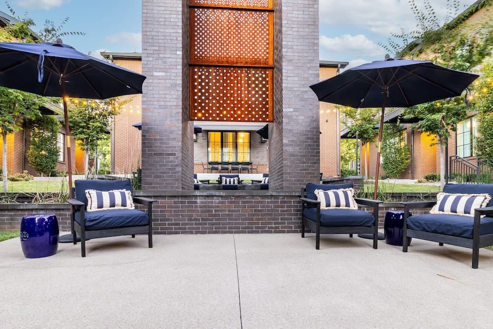 Magnolia #13 - Image 30