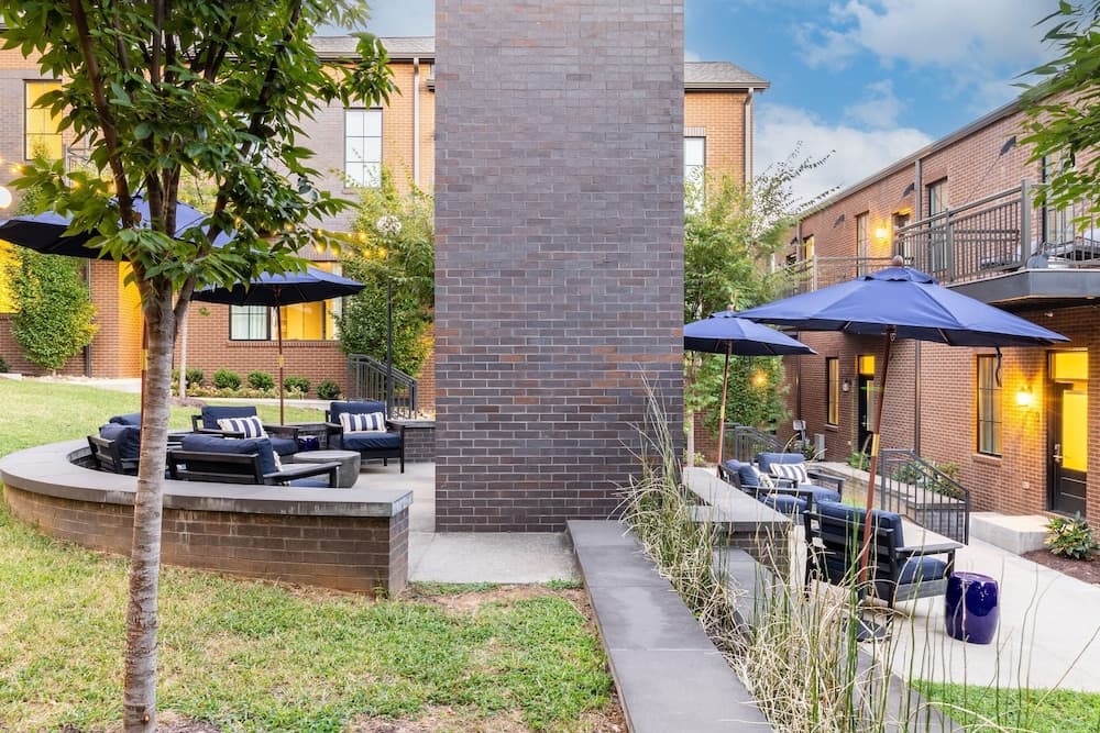 Magnolia #13 - Image 32