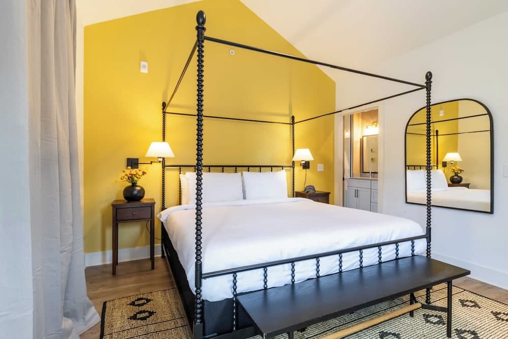 Magnolia #2 - Image 14