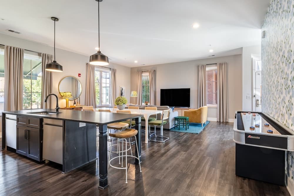 Magnolia #5 - Image 6