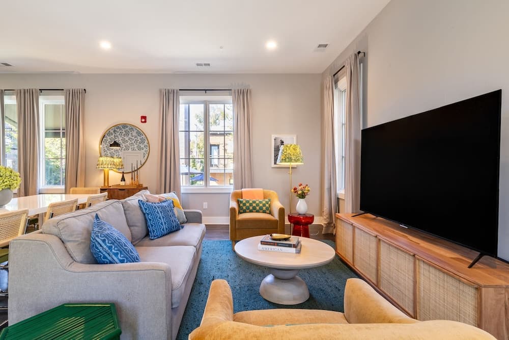 Magnolia #5 - Image 8