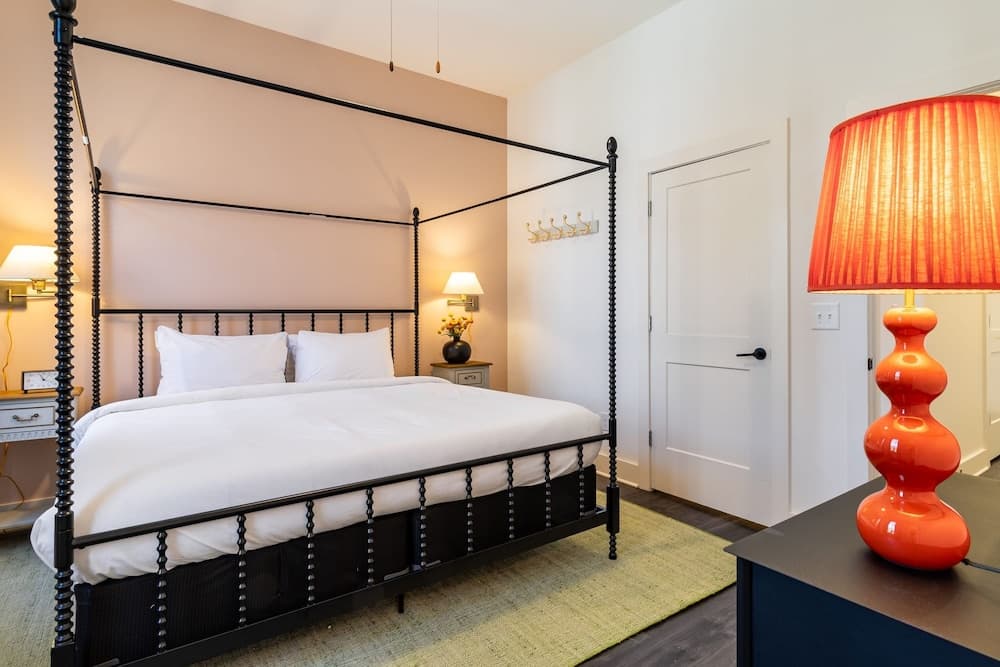 Magnolia #5 - Image 17