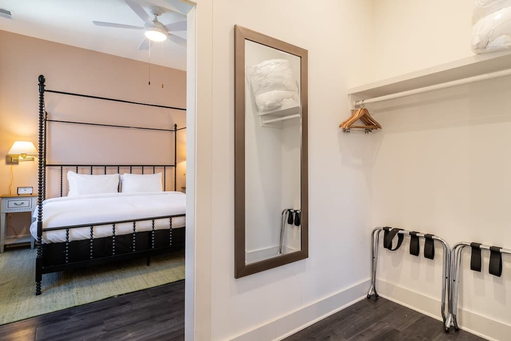 Magnolia #5 - Image 20