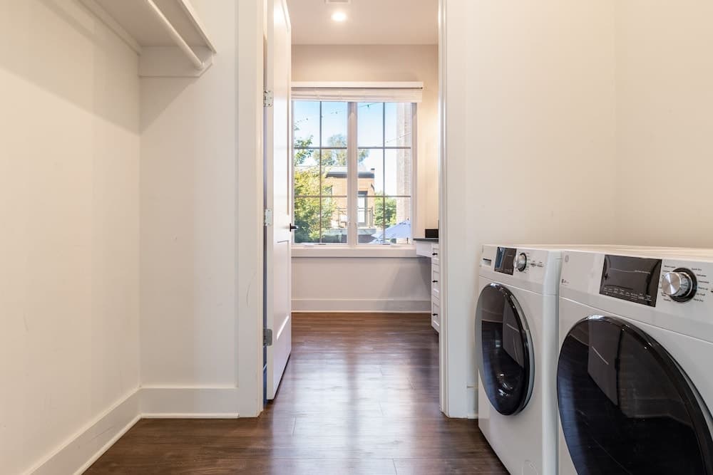 Magnolia #5 - Image 21