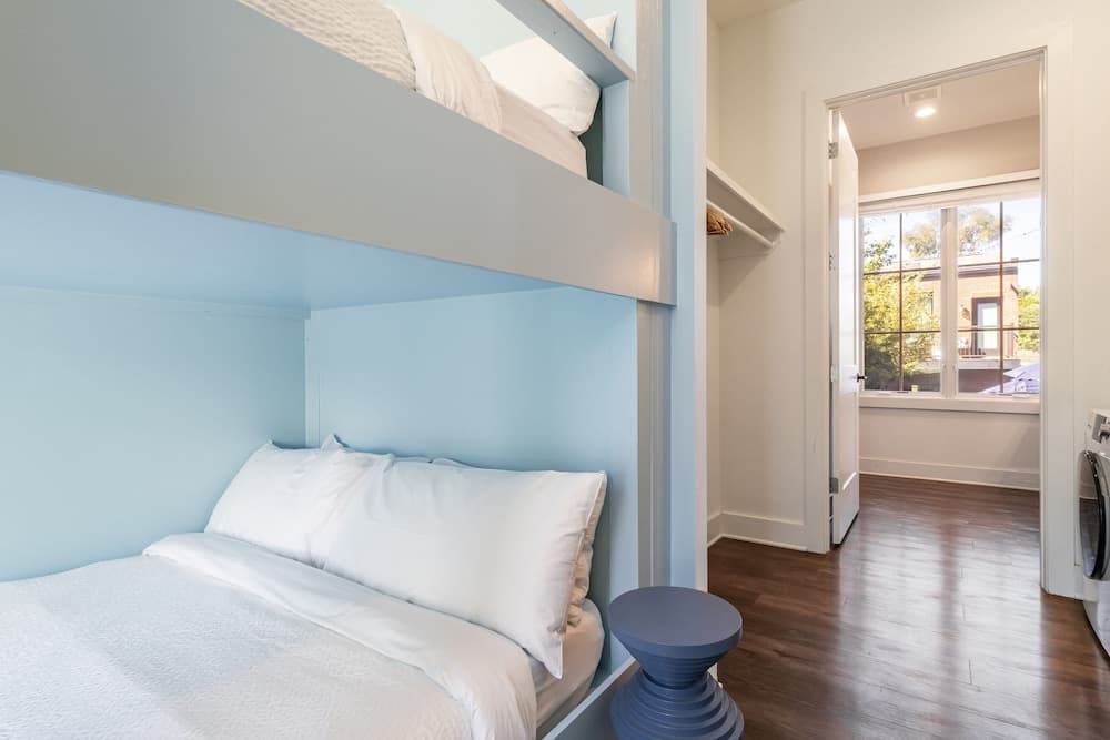 Magnolia #5 - Image 35