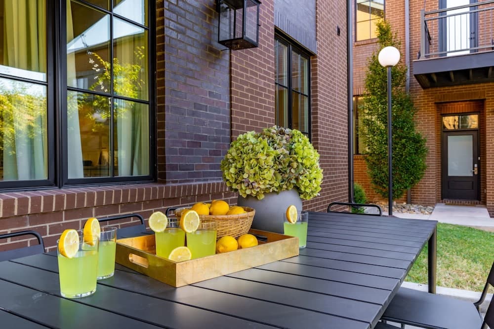 Magnolia #6 - Image 36