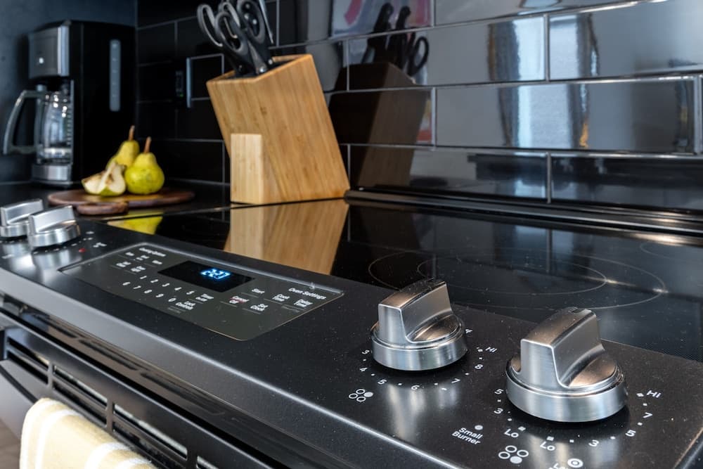 Magnolia #6 - Image 11